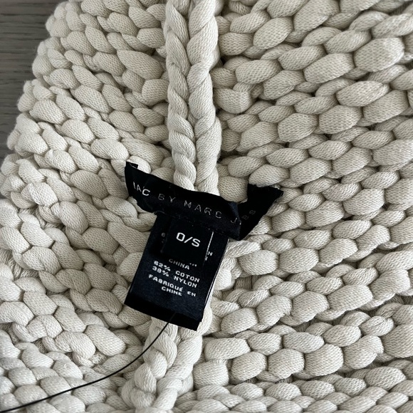 NWT Marc By Marc Jacobs Hand Knit Beanie - Picture 5 of 8